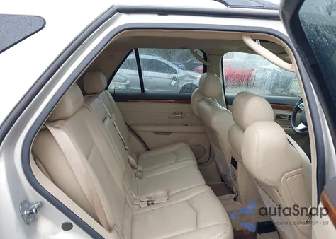 2009 Cadillac Srx V6 z USA, uszkodzony, nr VIN 1GYEE437390110930